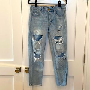 American Eagle Outfitters Tomgirl Jeans